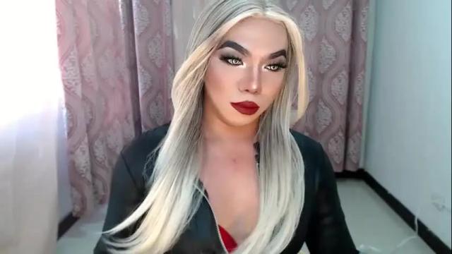 Image 2 of missaira69 Stream on Chaturbate on 1 month ago