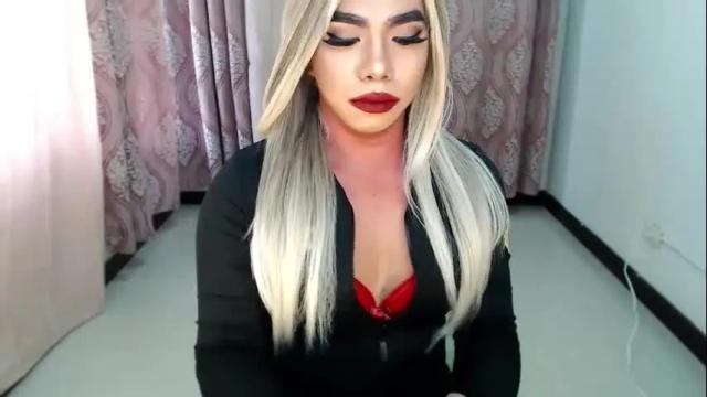 Image 7 of missaira69 Stream on Chaturbate on 15 days ago