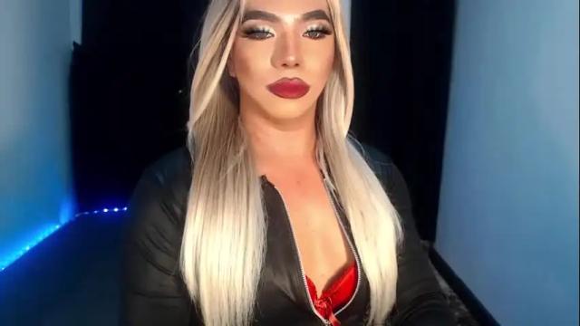 Image 10 of missaira69 Stream on Chaturbate on 12 days ago