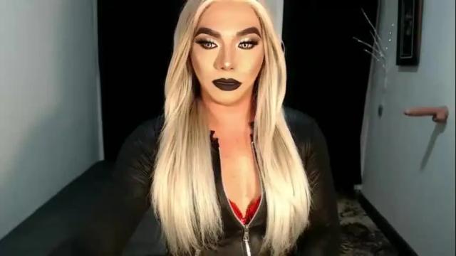 Image 2 of missaira69 Stream on Chaturbate on 3 months ago