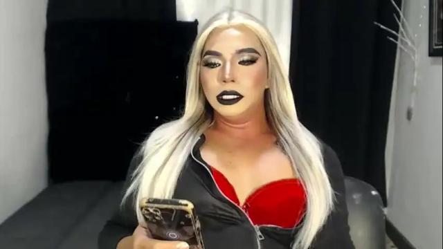 Image 12 of missaira69 Stream on Chaturbate on 3 months ago