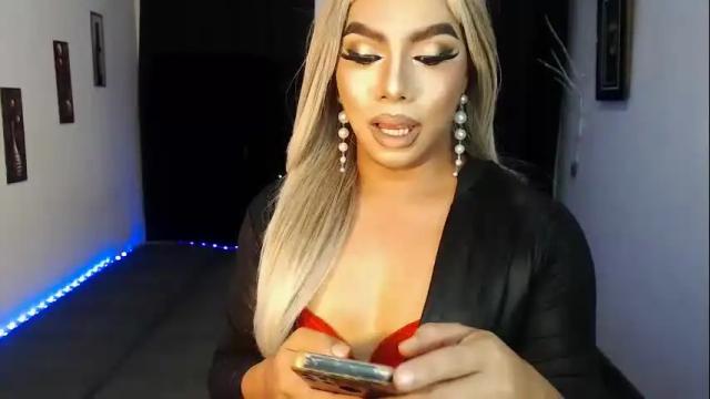 Image 7 of missaira69 Stream on Chaturbate on 3 months ago