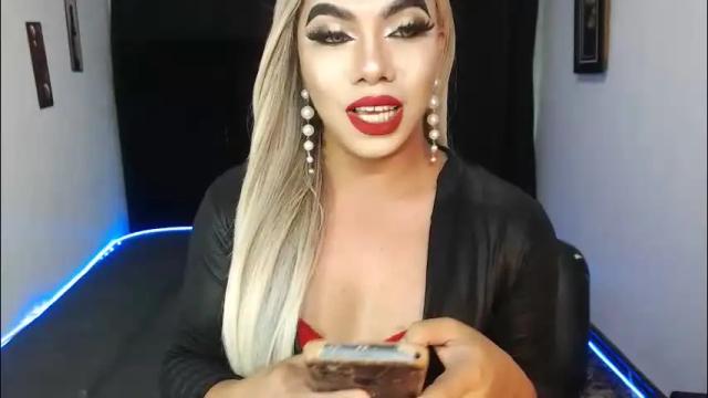 Image 4 of missaira69 Stream on Chaturbate on 2 months ago