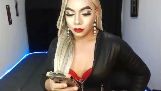 Image 6 of missaira69 Stream on Chaturbate on 2 months ago
