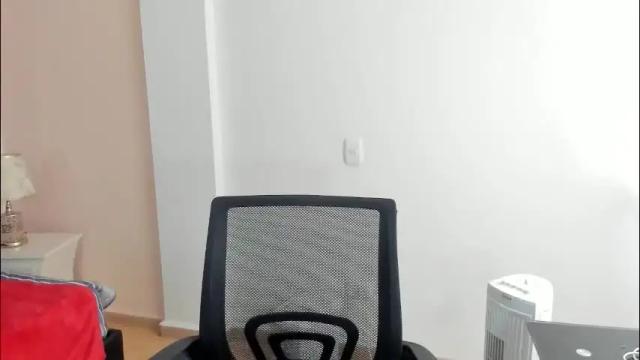 Image 10 of missakamee_420 Stream on Chaturbate on 1 month ago