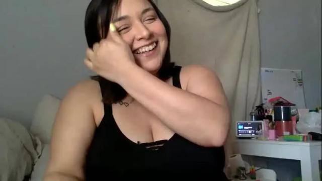 Image 4 of missamea Stream on Chaturbate on 25 days ago