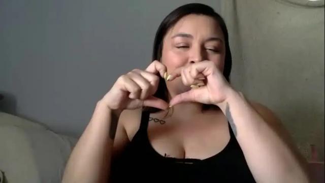 Image 8 of missamea Stream on Chaturbate on 25 days ago