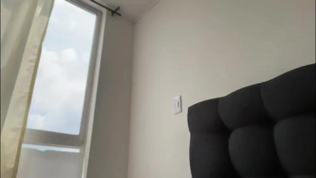 Image 10 of missameliah Stream on Chaturbate on 1 month ago