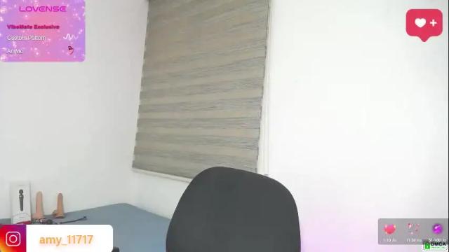 Image 4 of missamy_adams Stream on Chaturbate on 2 months ago