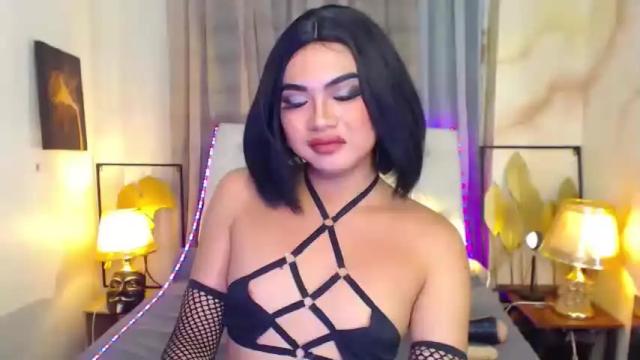 Image 3 of missandreafoxontop Stream on Chaturbate on 13 months ago