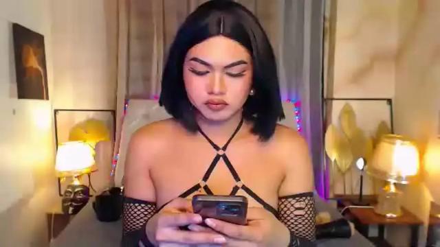 Image 10 of missandreafoxontop Stream on Chaturbate on 13 months ago