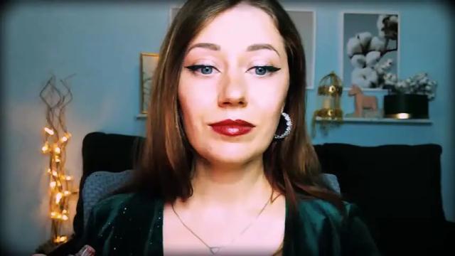 Image 3 of missbeverlymills Stream on Chaturbate on 15 months ago