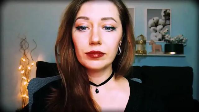 Image 2 of missbeverlymills Stream on Chaturbate on 15 months ago