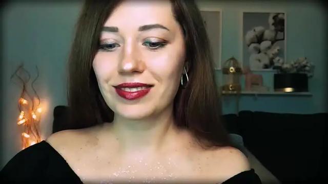 Image 4 of missbeverlymills Stream on Chaturbate on 14 months ago