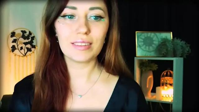 Image 2 of missbeverlymills Stream on Chaturbate on 15 months ago