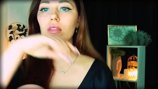 Image 4 of missbeverlymills Stream on Chaturbate on 15 months ago