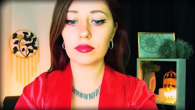 Image 6 of missbeverlymills Stream on Chaturbate on 12 months ago