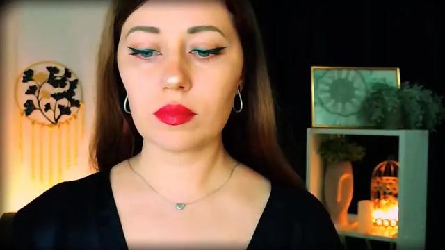 Image 7 of missbeverlymills Stream on Chaturbate on 15 months ago