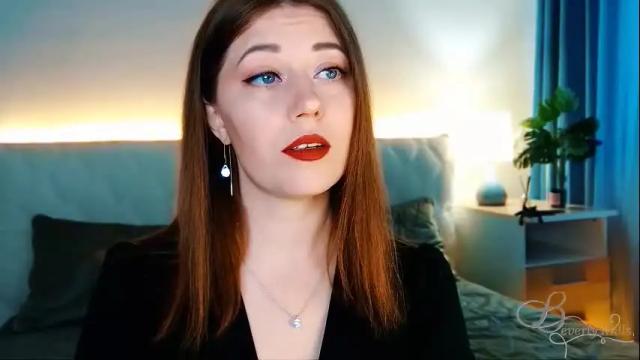 Image 4 of missbeverlymills Stream on Chaturbate on 13 days ago