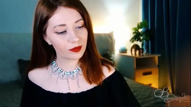 Image 8 of missbeverlymills Stream on Chaturbate on 3 days ago