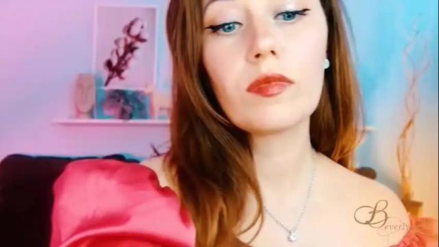 Image 2 of missbeverlymills Stream on Chaturbate on 1 month ago