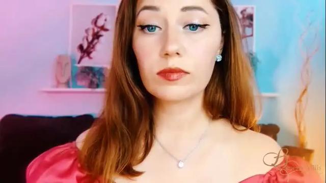 Image 3 of missbeverlymills Stream on Chaturbate on 1 month ago