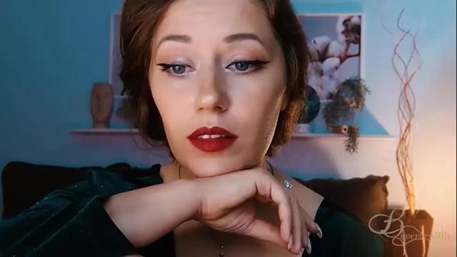Image 4 of missbeverlymills Stream on Chaturbate on 1 month ago