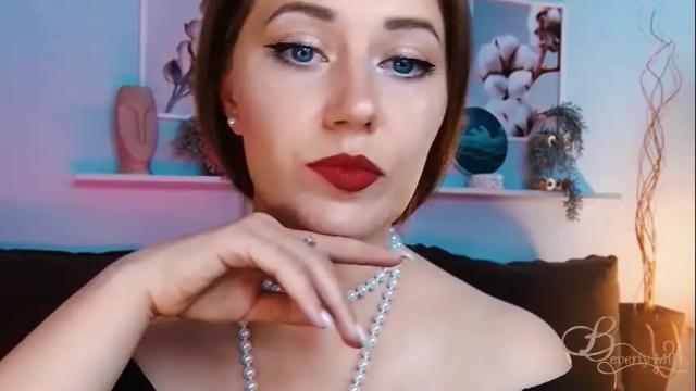 Image 3 of missbeverlymills Stream on Chaturbate on 1 month ago