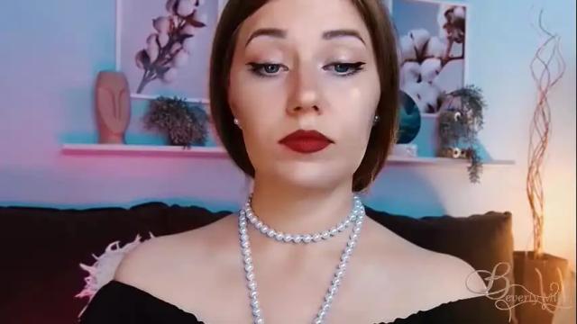 Image 4 of missbeverlymills Stream on Chaturbate on 1 month ago