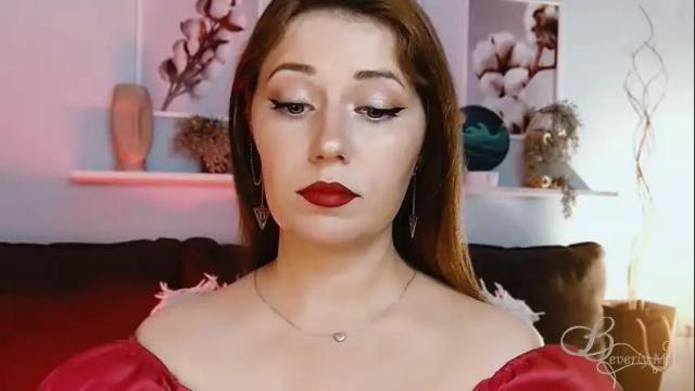 Image 11 of missbeverlymills Stream on Chaturbate on 27 days ago