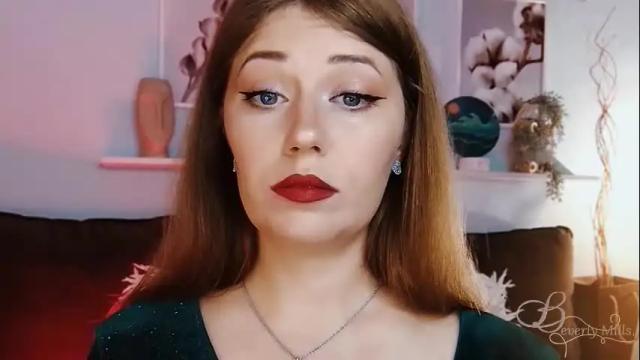 Image 7 of missbeverlymills Stream on Chaturbate on 25 days ago
