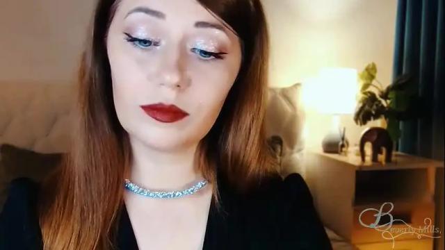 Image 2 of missbeverlymills Stream on Chaturbate on 19 days ago