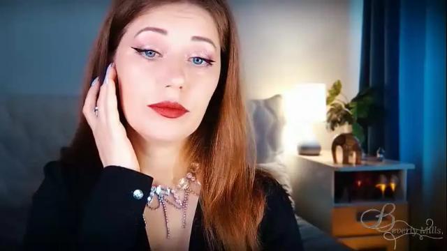 Image 10 of missbeverlymills Stream on Chaturbate on 12 days ago