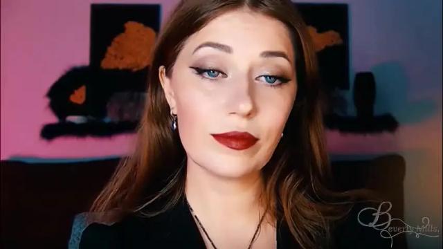 Image 3 of missbeverlymills Stream on Chaturbate on 4 months ago