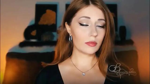 Image 2 of missbeverlymills Stream on Chaturbate on 4 months ago