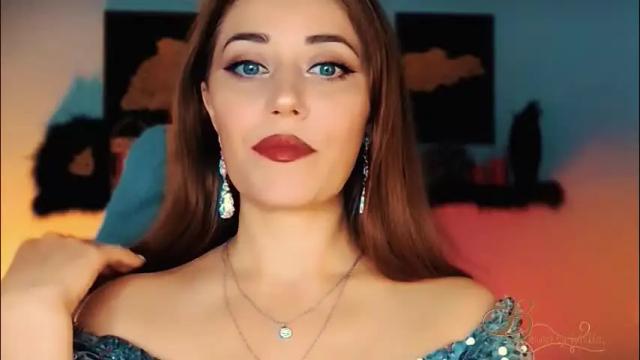 Image 3 of missbeverlymills Stream on Chaturbate on 2 months ago