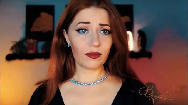 Image 4 of missbeverlymills Stream on Chaturbate on 1 month ago