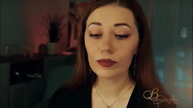 Image 7 of missbeverlymills Stream on Chaturbate on 9 days ago