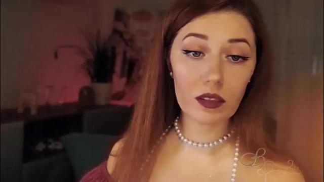 Image 7 of missbeverlymills Stream on Chaturbate on 2 days ago