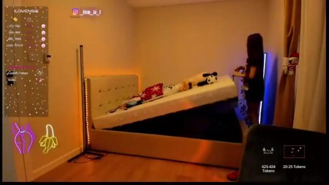 Image 2 of missbewitch1 Stream on Chaturbate on 17 months ago
