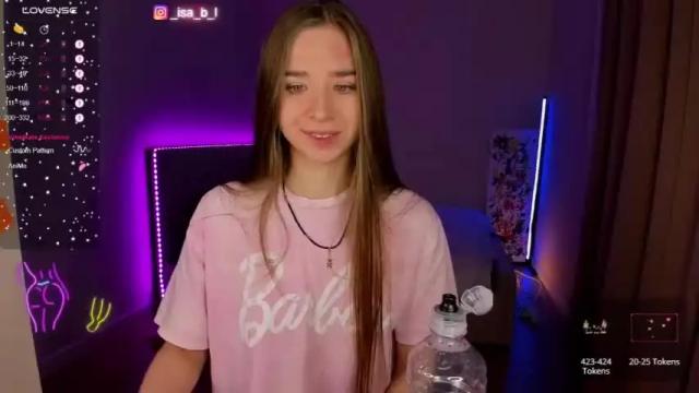 Image 4 of missbewitch1 Stream on Chaturbate on 16 months ago