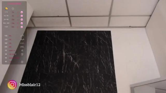 Image 6 of missblair12 Stream on Chaturbate on 13 months ago