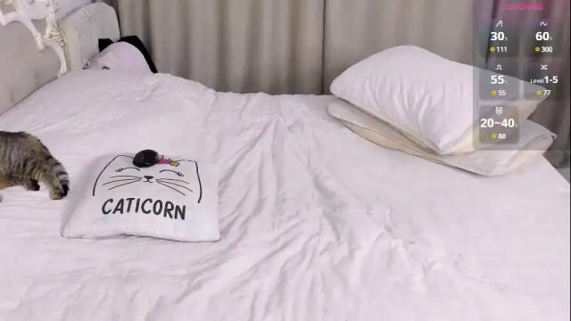 Image 8 of missblondecutie Stream on Chaturbate on 12 days ago