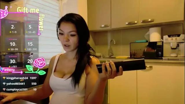 Image 3 of missbya Stream on Chaturbate on 4 days ago