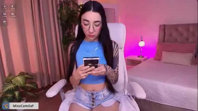 Image 4 of misscamilaf Stream on Chaturbate on 1 month ago