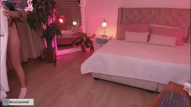 Image 12 of misscamilaf Stream on Chaturbate on 2 months ago