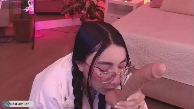 Image 12 of misscamilaf Stream on Chaturbate on 2 months ago