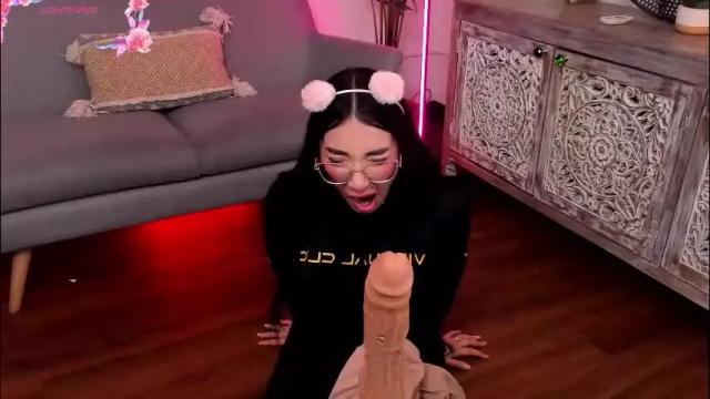 Image 3 of misscamilaf Stream on Chaturbate on 1 month ago