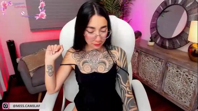 Image 2 of misscamilaf Stream on Chaturbate on 1 month ago