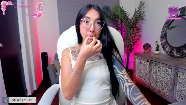 Image 7 of misscamilaf Stream on Chaturbate on 4 days ago